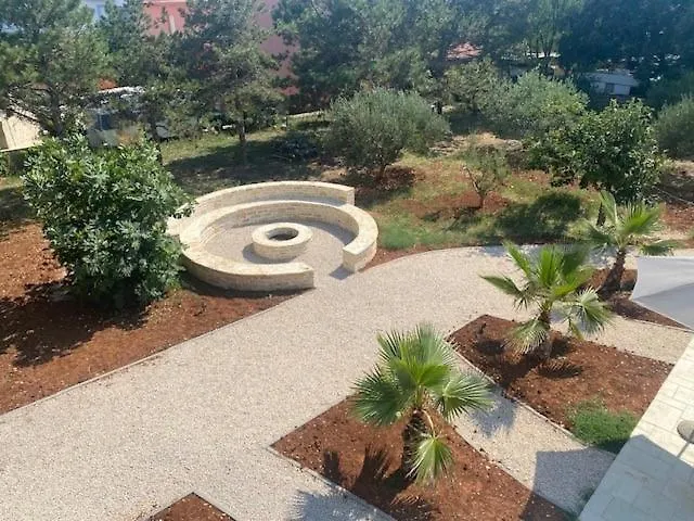 Jalan Διαμέρισμα *