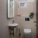 Jalan Apartament *