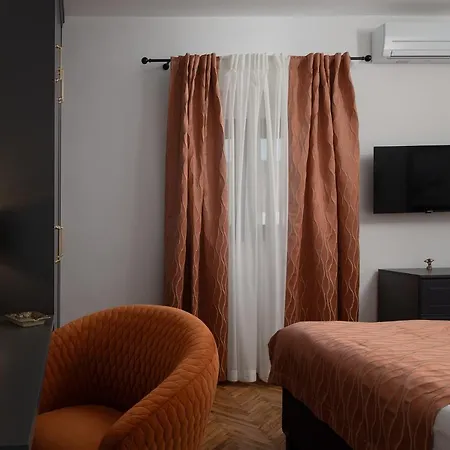 Jalan Apartment Vrsi