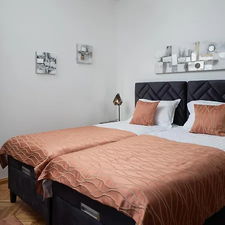 Jalan Apartment Vrsi