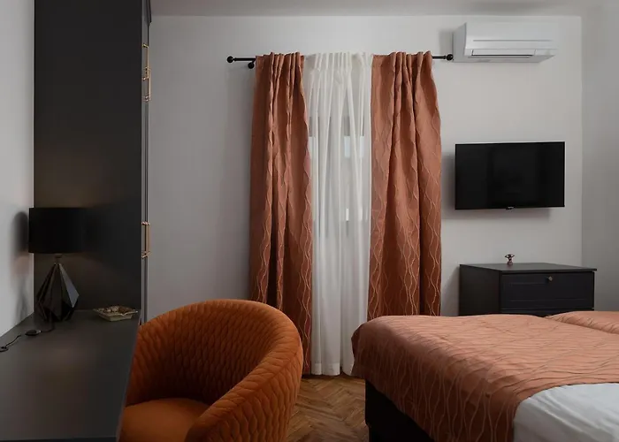 Jalan Apartment Vrsi